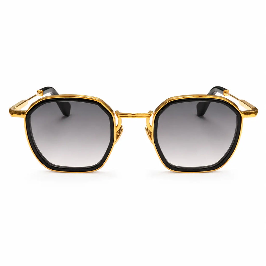 JOHN DALIA  LEO2