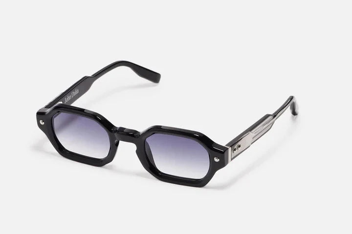 JOHN DALIA  P05
