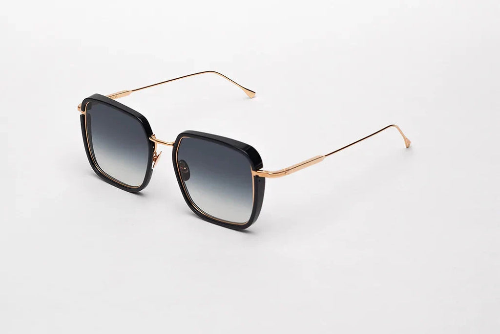 JOHN DALIA MARIAH - Dayal Opticals   