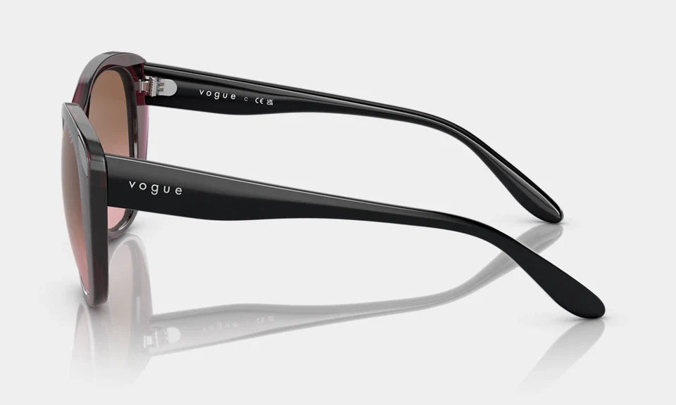 VOGUE    5457S