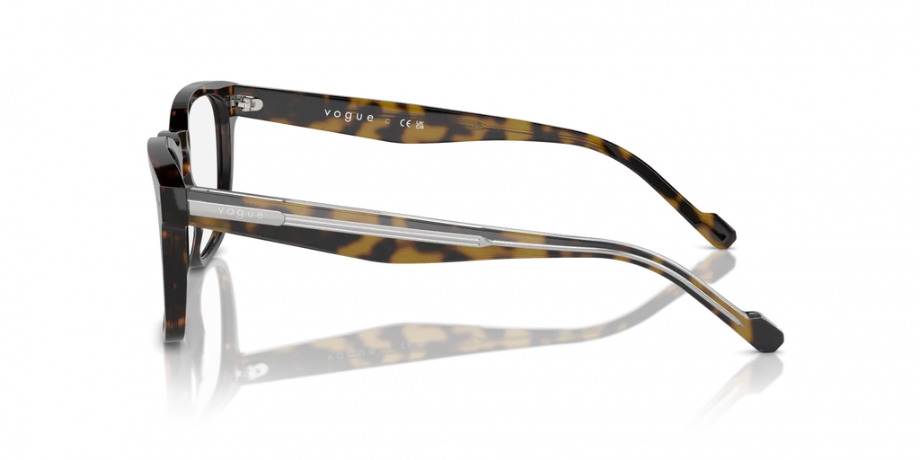 VOGUE  5570