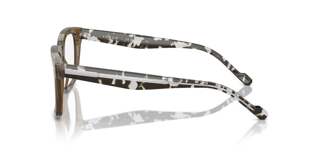 VOGUE  5572