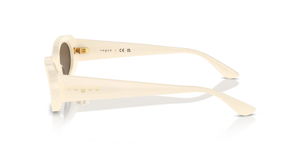 VOGUE    5582S
