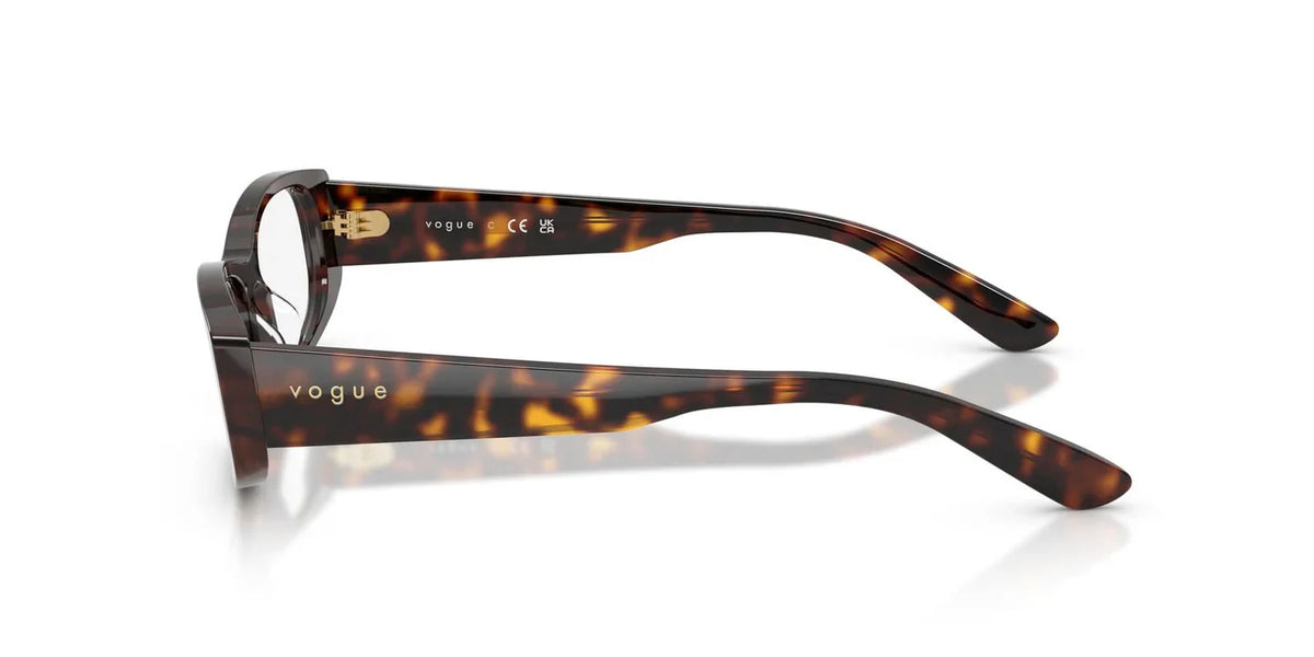 VOGUE      5699U