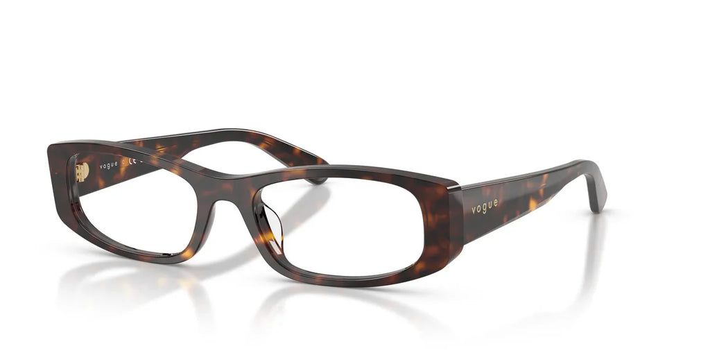 VOGUE      5699U