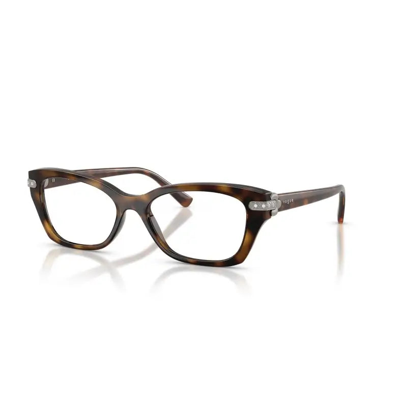 VOGUE      5704B